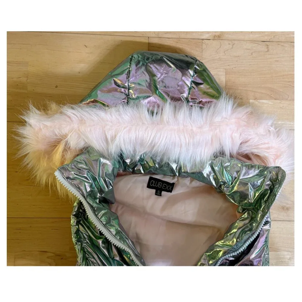 CLUB EXX Aurora Beam Holographic Ski Snowsuit / Rave Outfit - Covertible Zip-Off - Picture 9 of 10